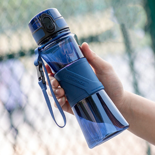 Sports bottle portable plastic bottle cup